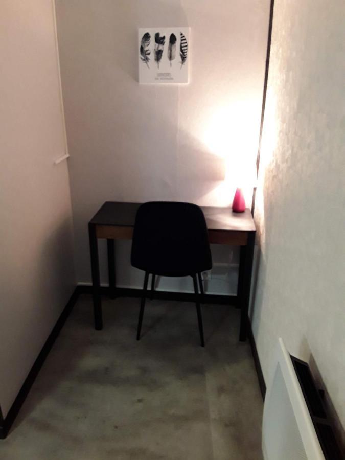 La Chambre D'A Cote Doulezon Exteriér fotografie